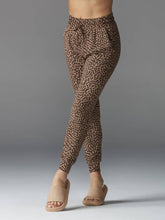 High Waisted Fitted Jogger